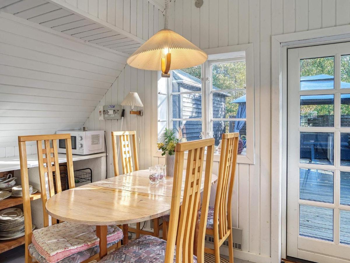 6 Person Holiday Home In R Dby Rødby Eksteriør bilde